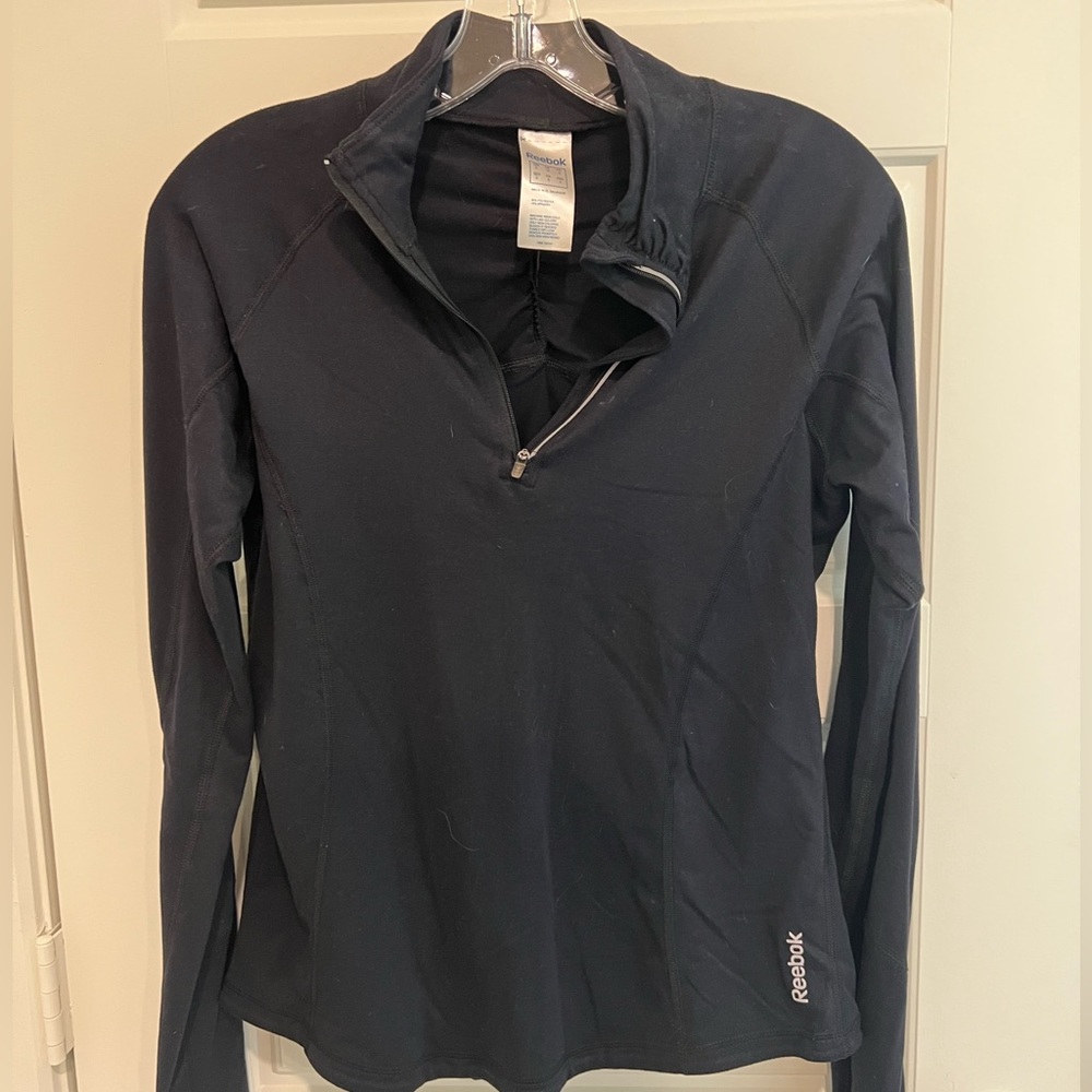 Lightweight Reebok Pullover with 1/2 zip - size small